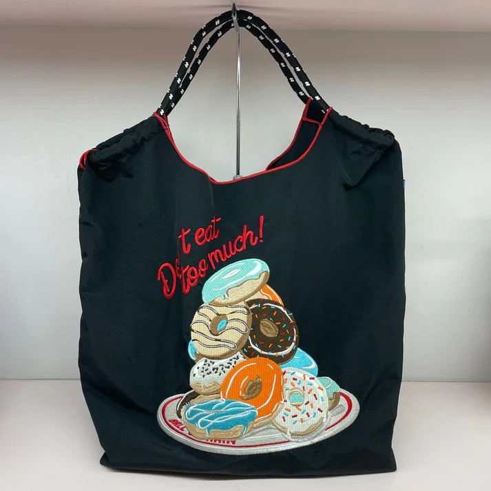 블랙크림 케이크