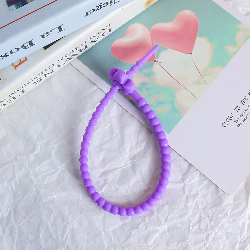 25cm colorido pequeña flor de silicona cuerda DIY joyería llavero accesorios auto-bloqueo cordón Correa cordón corbata