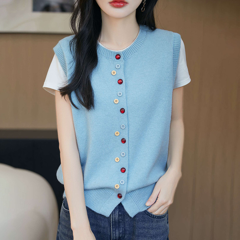 批发秋冬新款高级感彩扣针织马甲女无袖叠穿上衣百搭圆领洋气毛衣|undefined