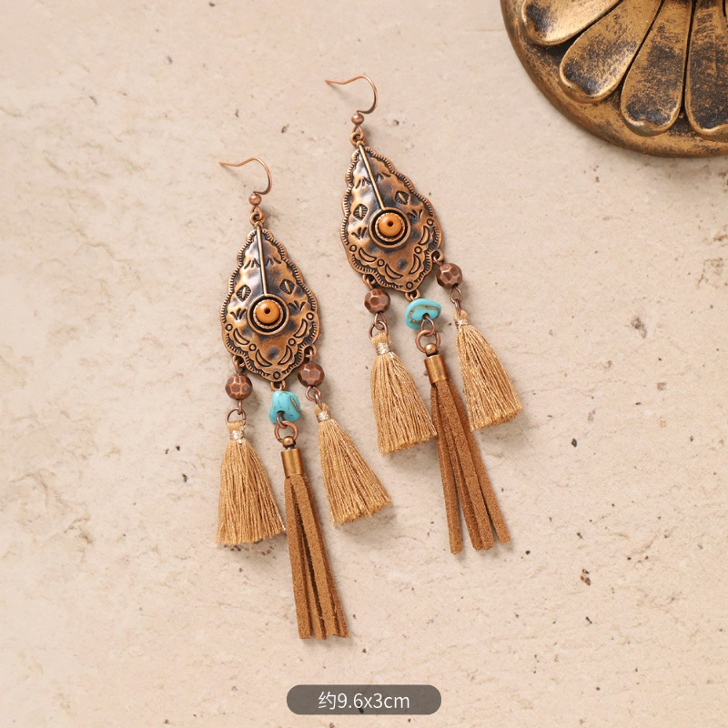 26-Corrugated shield-shaped long tassel