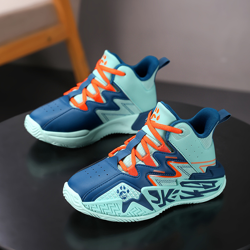 2025 invierno nuevos zapatos de baloncesto juveniles de cuero para niños antideslizantes profesionales de campo antichoque entrenamiento zapatillas de combate