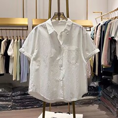 女性用コットン半袖シャツ2025夏薄いシングルポケットデザインルーズ年齢軽減シャツ女性用多用途トップ
