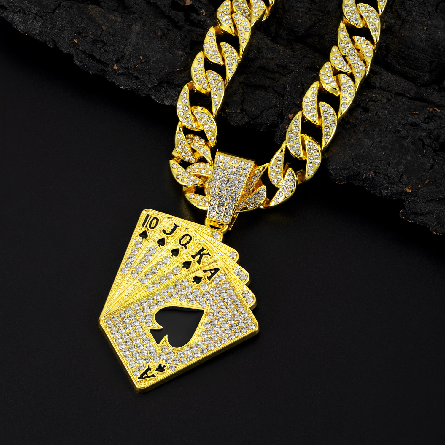 European And American Hip-hop Cuban Chain Full Diamond Playing Card Pendant Trendy Card Niche Men's Necklace_voghion.com
