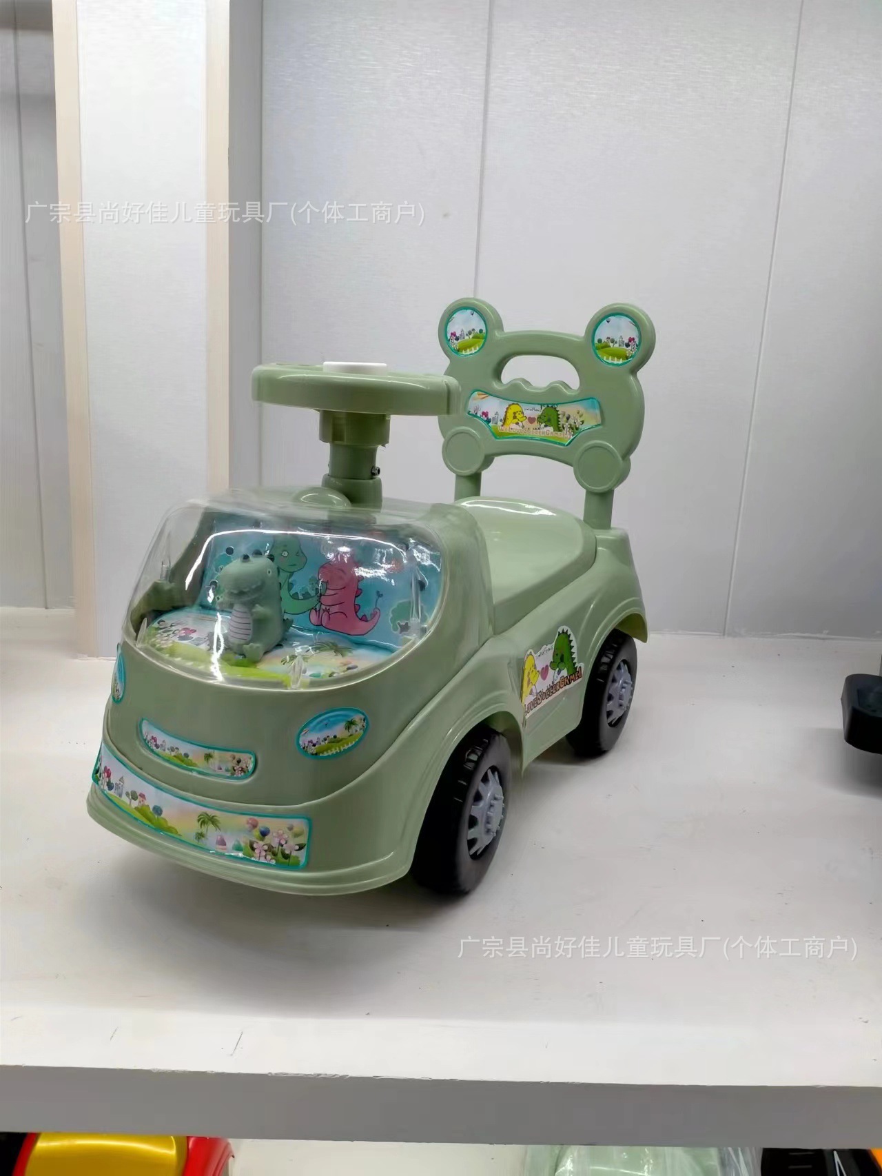 Comercio exterior patineta infantil de cuatro ruedas patineta 1 - 3 - 5 años de edad con música para niños y niñas patineta bicicletas de torsión