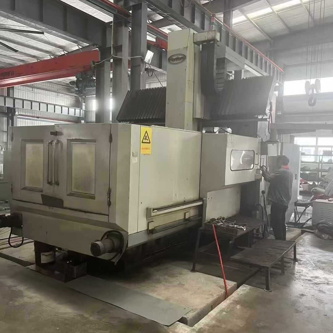 处理二手协鸿CNC-2190龙门加工中心发那科21i-MB系统