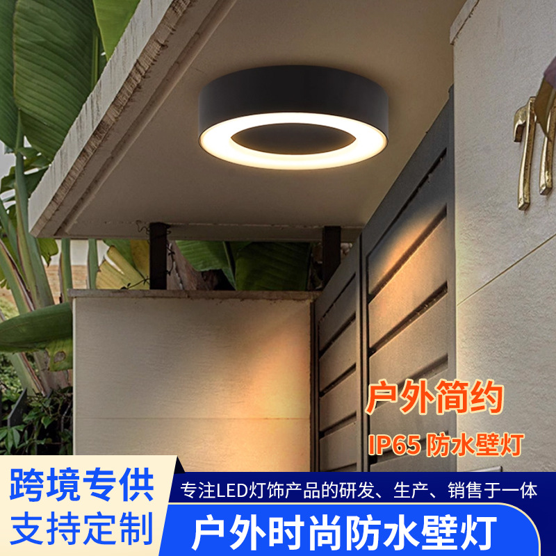 LED travel modern and minimalistic sconce