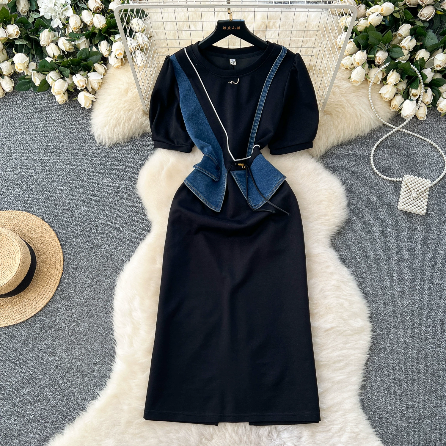 Корейская версия темпераментного дизайна джинсовое сшивание поддельное платье из двух частей