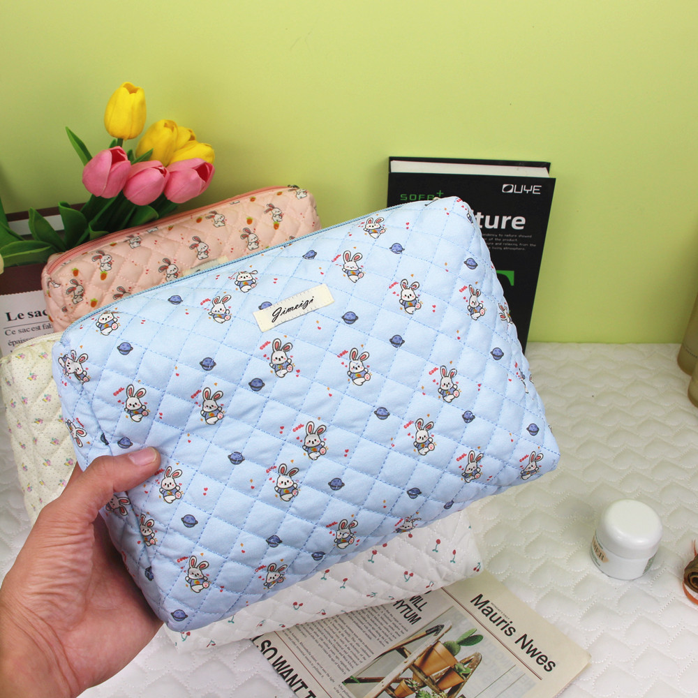 Nuevo algodón impreso bolso de las mujeres lindo estilo ins bolsa de cosméticos bolsa de almacenamiento acolchada de gran capacidad Bolsa De estudiante bolsa de lavado