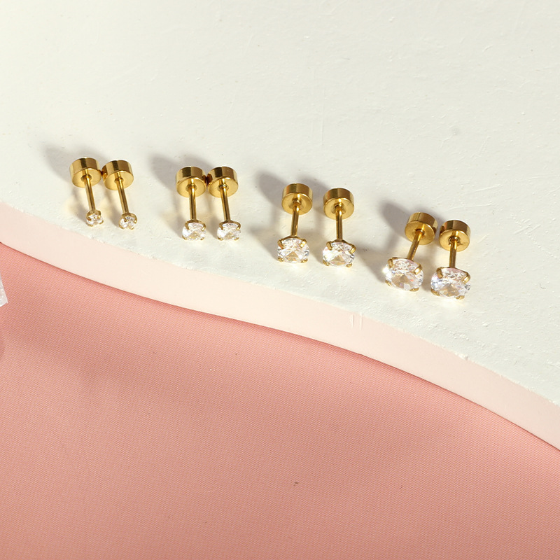 Labret piercing jewelry detail image