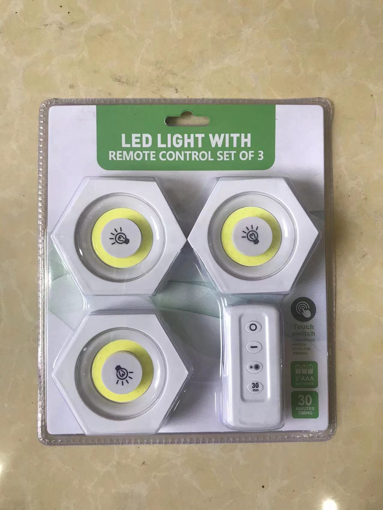 Productos transfronterizos COB control remoto inducción palpitante lámpara de cabezal de cama lámpara de alimentación lámpara de armario lámpara de armario lámpara de noche táctil