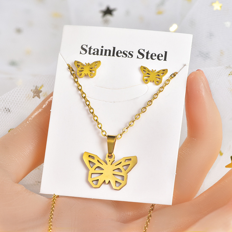 Fashion Star Heart Shape Crown Stainless Steel Inlaid Gold Women's Earrings Necklace 1 Set display picture 2