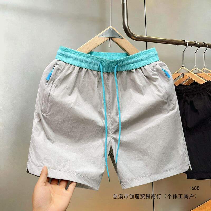 Men's three-quarter length fitness shorts, thin summer casual running sports loose quick-dry pocket zipper beach shorts
