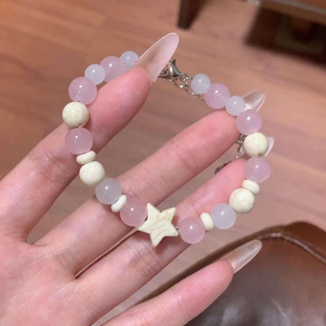 Brazalete de estrellas encantadora en el viento pequeño fresco cuentas brazalete de alta calidad pareja de joyería de mano