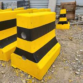 隔离墩 混凝土隔离墩 混凝土租车墩 租车墩