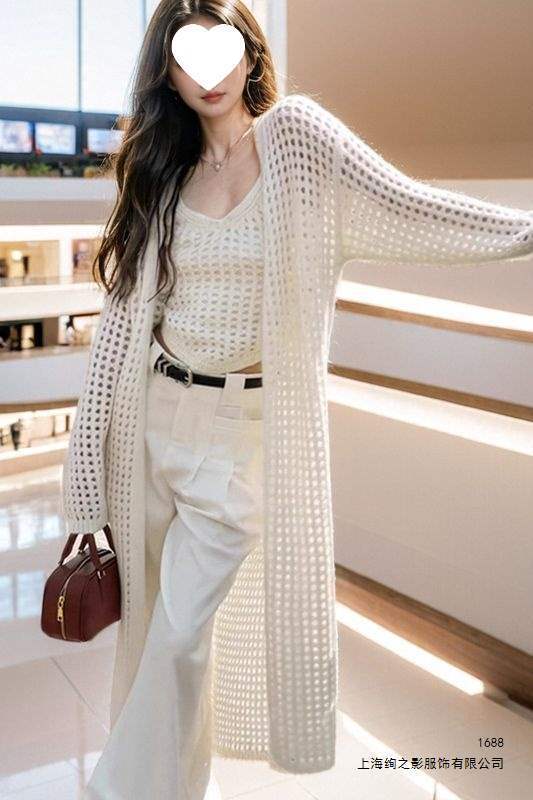 V-Neck Hollow-Out Long Knit Cardigan for Summer, Thin Outerwear, Women's Loose Sun-Protection Air-Conditioning Shawl for Outdoor Wear V-Neck Hollow-Out Long Knit Cardigan for Summer, Thin Outerwear, Women's Loose Sun-Protection Air-Conditioning Shawl for Outdoor Wear