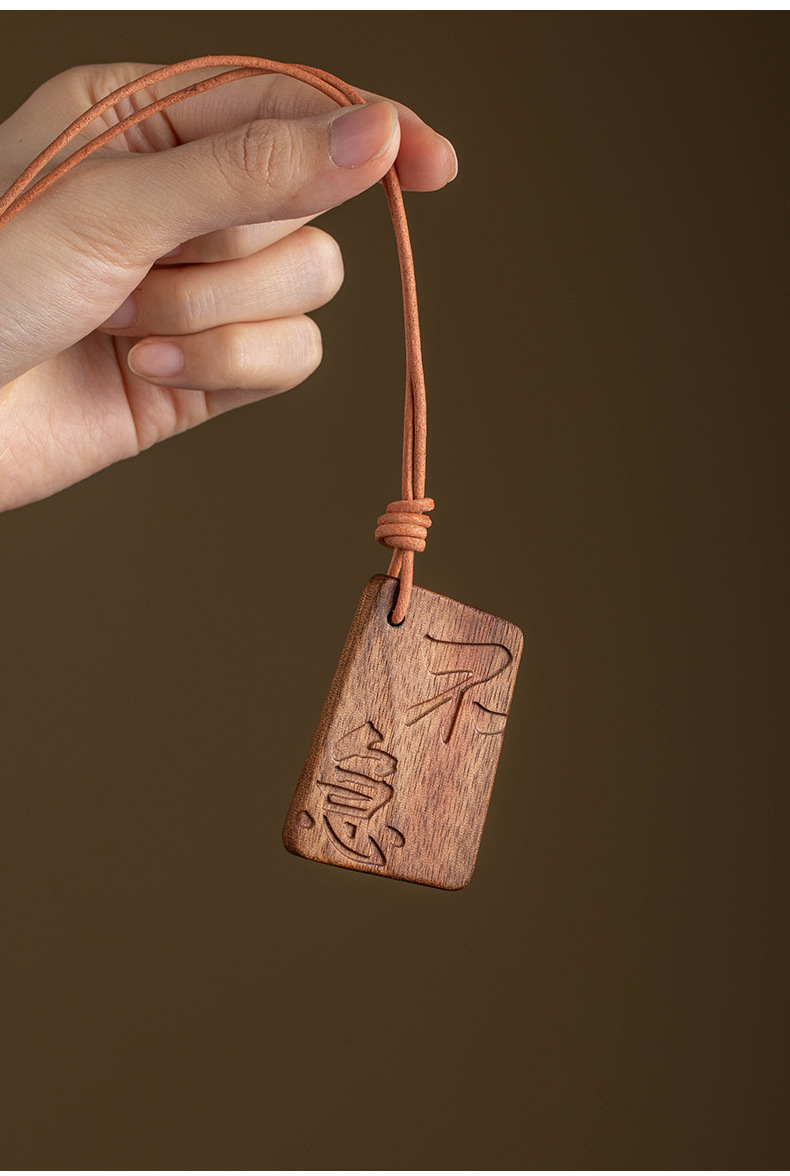 Walnut Wood Peace Sign Car Pendant with a High-End Feel, Female Car Hanging Ornament, Rearview Mirror Car Pendant Gift