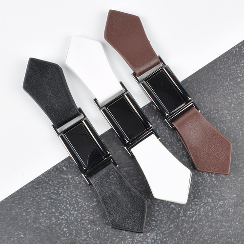 2pcs Fashion leather buckle for DIY Coats windbreakers trench jackets garment accessories button trench coat fur collar black metal skin for fashion leather buckles