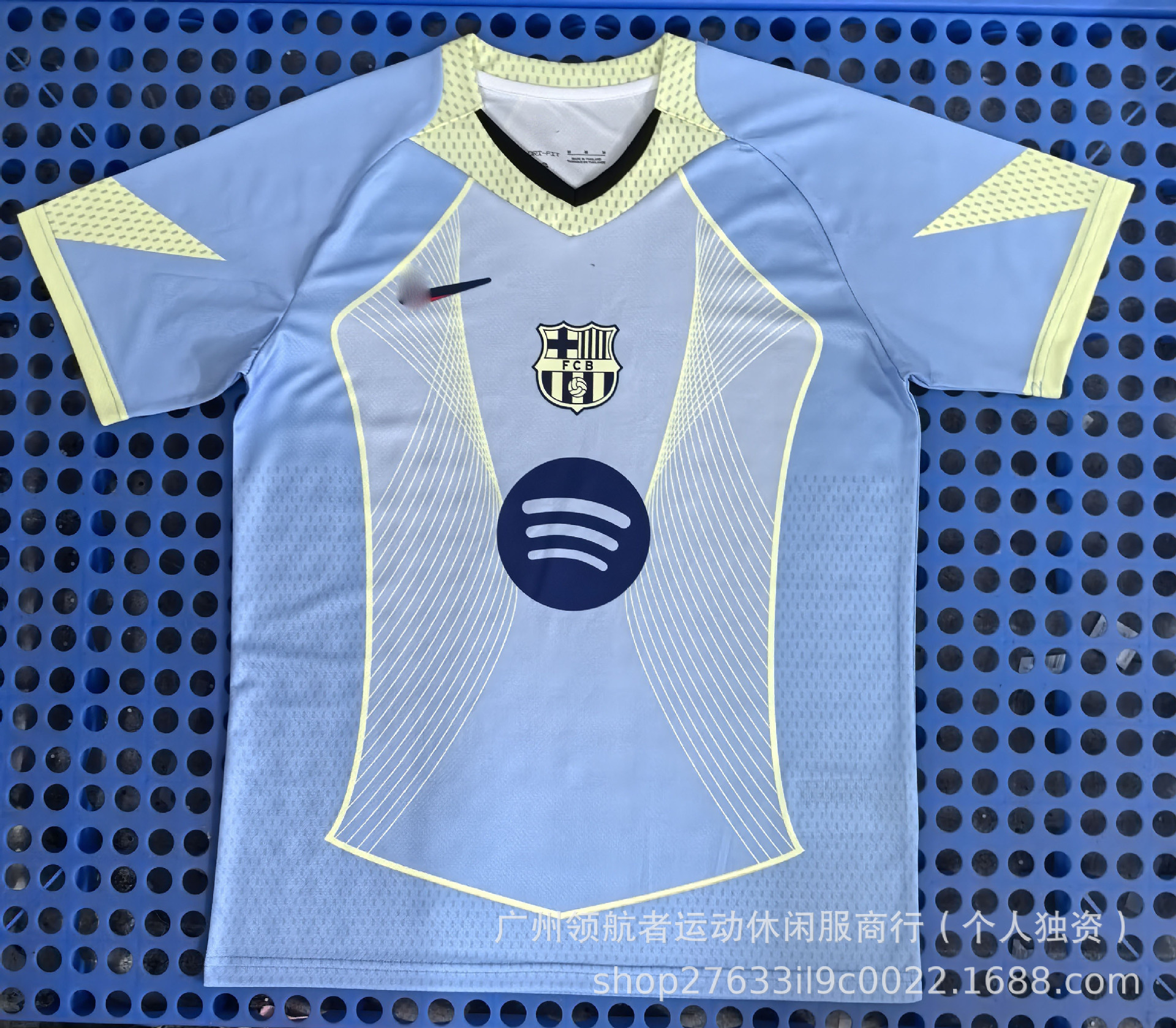 25-26 Fabricante especial de ropa de fútbol venta directa de una camiseta de malla camiseta de mangas cortas ropa de fútbol deportiva