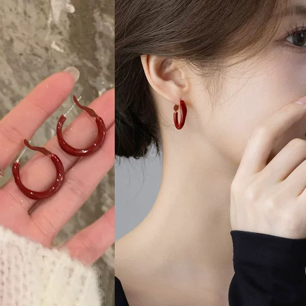 Red Tea Style Ancola Red Small Hoop Earrings, Niche Versatile Autumn and Winter Retro Earrings, Round Earrings, Red Earrings