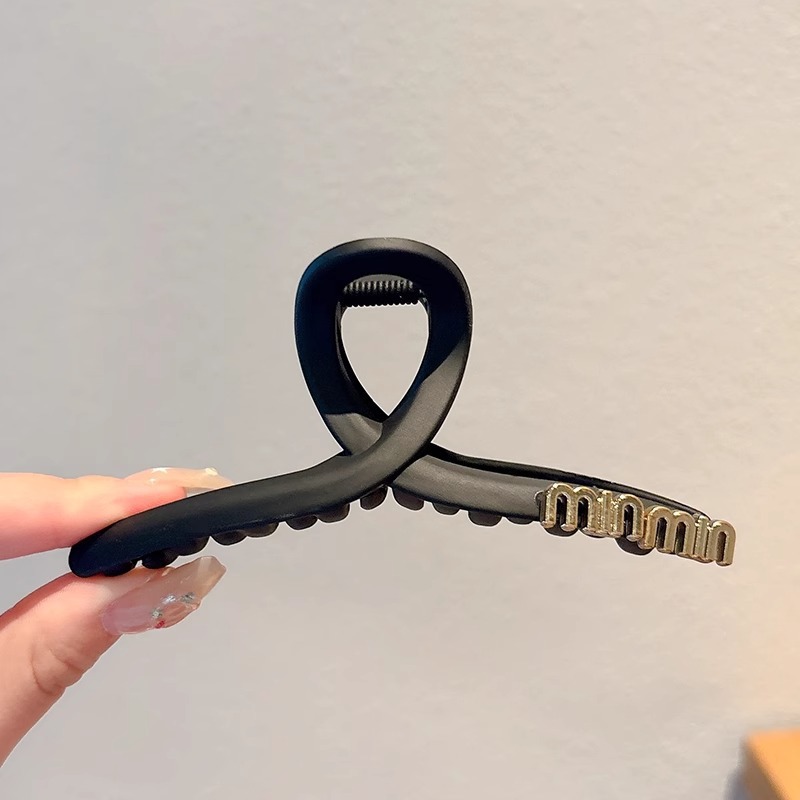 Otoño e invierno, cabello grande, agarre femenino, clips de tiburón de alta calidad, clips de cabello de piel de amor, pinzas de felpa cálidas, al por mayor