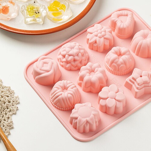 12-piece flower silicone cake mold with lid, white jelly ice cube ice cream mold, chocolate mold, pudding jelly mold