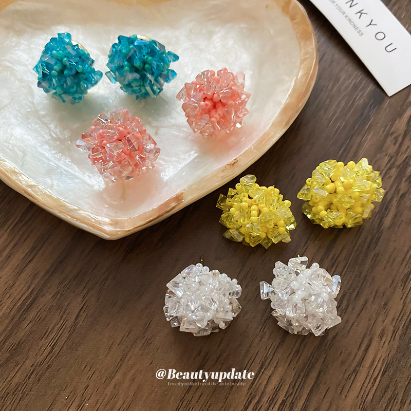 Pendientes de tejido de cristal de flor redonda de aguja de plata Pendientes de todo fósforo de viaje Pendientes de temperamento de moda femenina Sensación de nicho de alto nivel