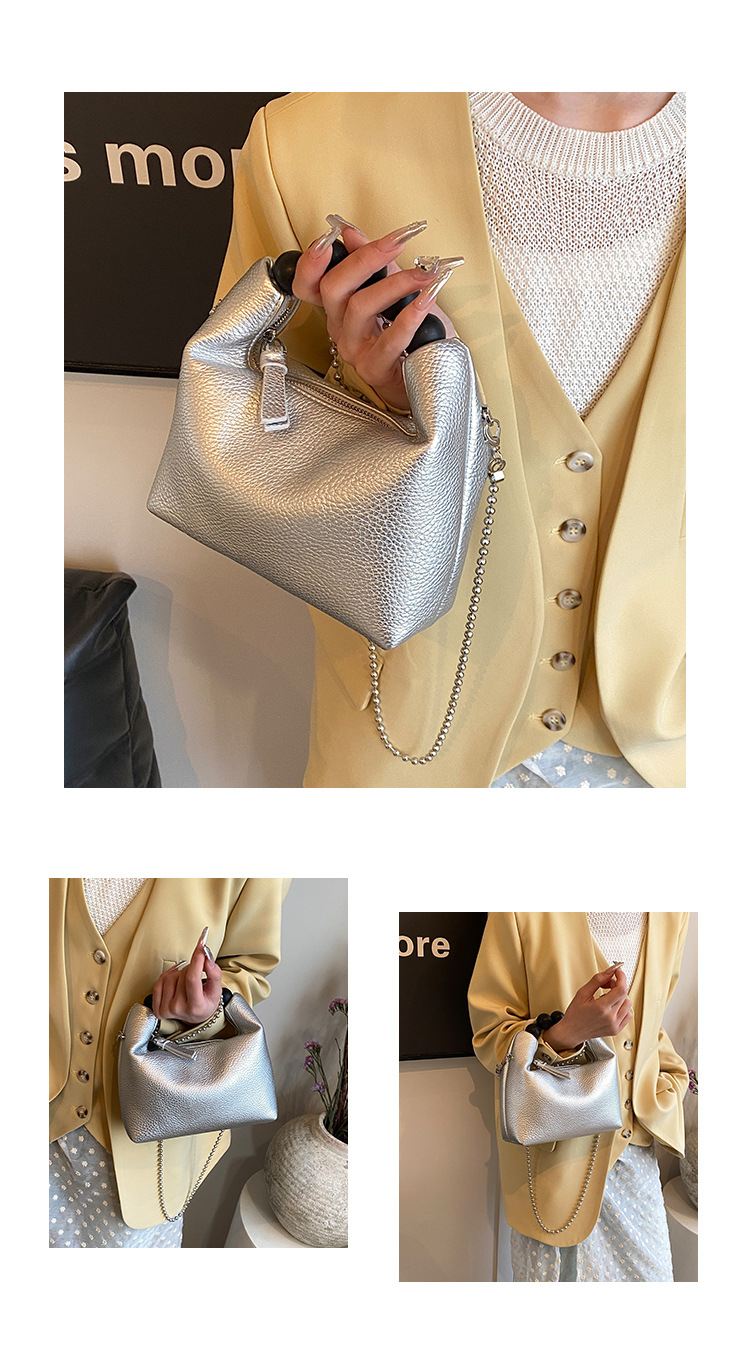 Frau Klein Pu-Leder Einfarbig Elegant Klassischer Stil Perlen Kissenform Reißverschluss Handtasche display picture 13