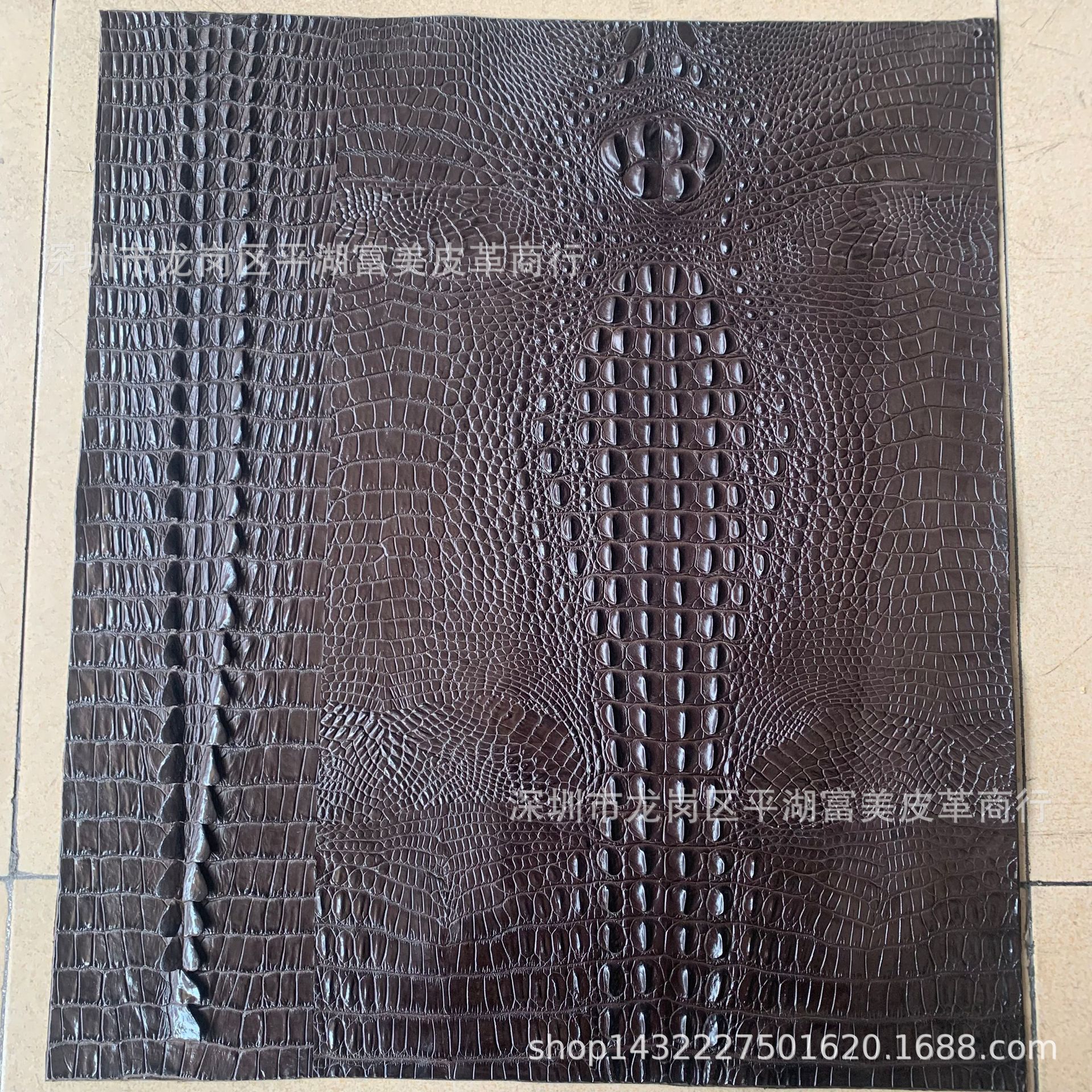 超纤鳄鱼皮，立体凹凸鳄鱼骨，凸起鳄鱼鳞片，一头一尾
