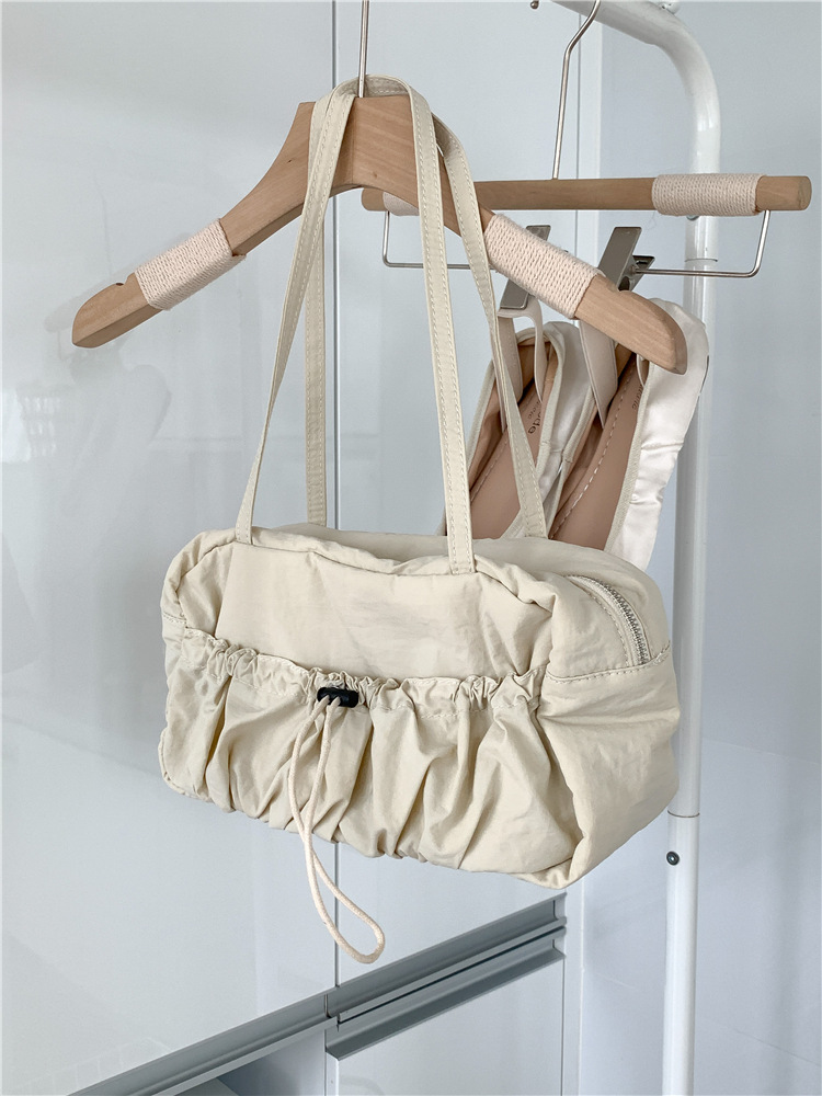 Pleated high-end underarm niche commuting tote shoulder feminine temperament, new high-capacity nylon bag, female_voghion.com