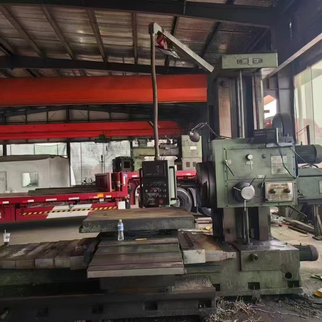 处理二手中捷TPX6111B-3卧式铣镗床平旋盘直径600