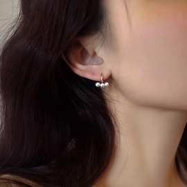 复古一字珍珠耳环女小众气质高级感圆圈耳扣2024新款百搭耳饰