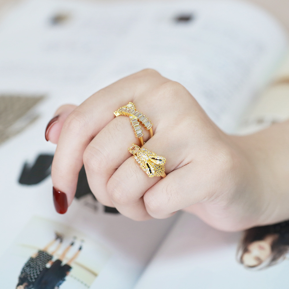 Fashion Creative Geometric Cross Rabbit Leopard Head Ring