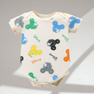 �ļ��������B�w�M�¹���Ů������ƨ�����b�냺�·����������Q��