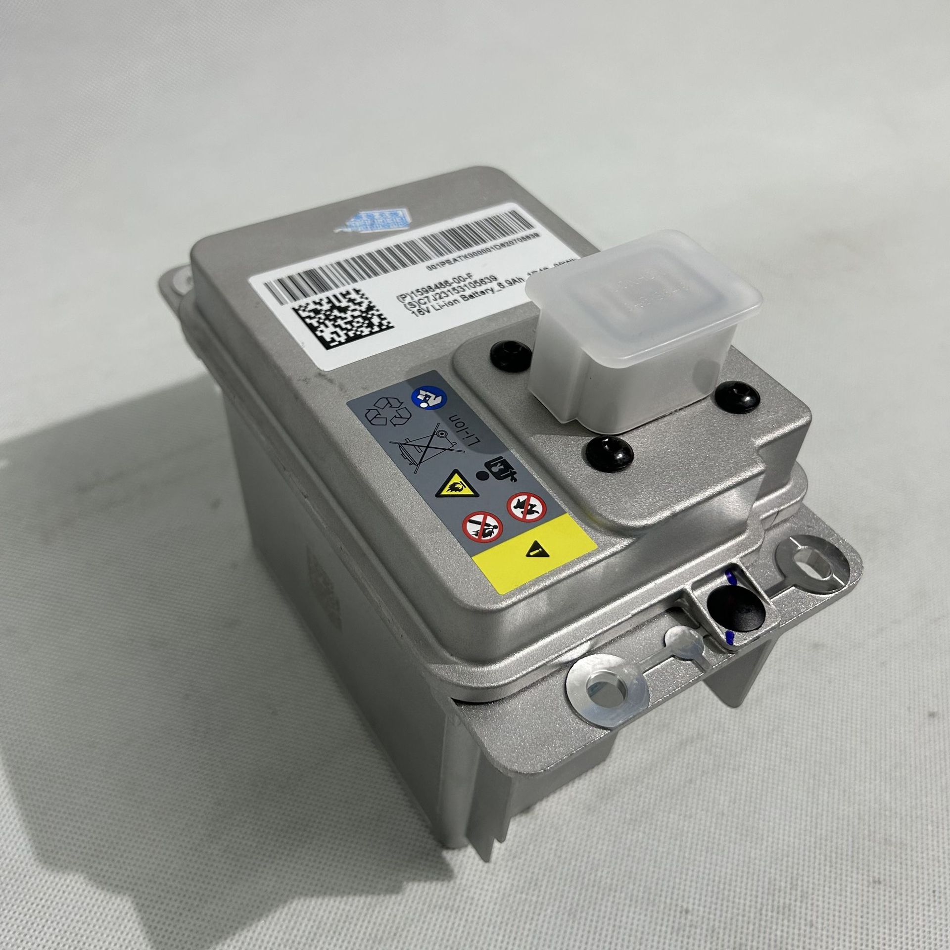 Suitable for Tesla Model 3 Battery Y X S 16V Lithium-Ion Starter Battery, Specifically for Tesla Models