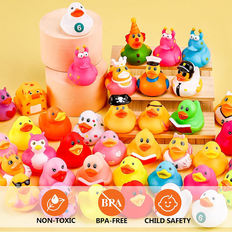 入浴や水遊びをする小さなアヒルをピンチして鳴らすビニール製の小さな黄色いアヒルのおもちゃ、ミルクティーショップの小さなギフト、教育玩具、母子アヒル|undefined