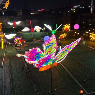 Dynamic Butterfly Lamp, Outdoor Dragonfly Lamp, Simulated Scenic Spot Props, Courtyard Insect Lamp, Villa Garden Luminous Spider Lamp