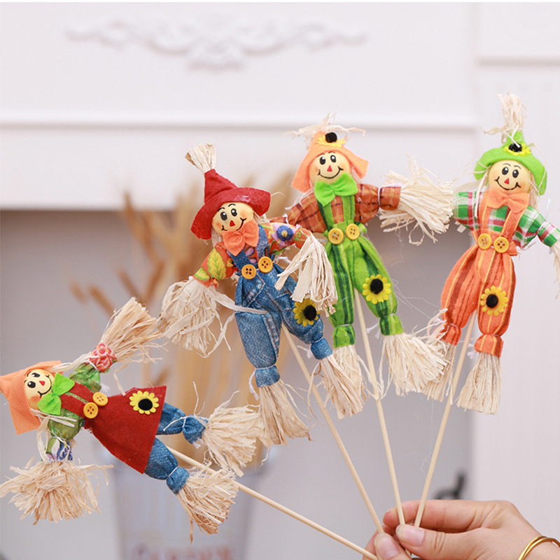 Halloween Decoration Shopping Mall Bar Standing Pumpkin Ornaments Harvest Festival Cute Pastoral Little Scarecrow Scene Layout Halloween Decoration Shopping Mall Bar Standing Pumpkin Ornaments Harvest Festival Cute Pastoral Little Scarecrow Scene Layout