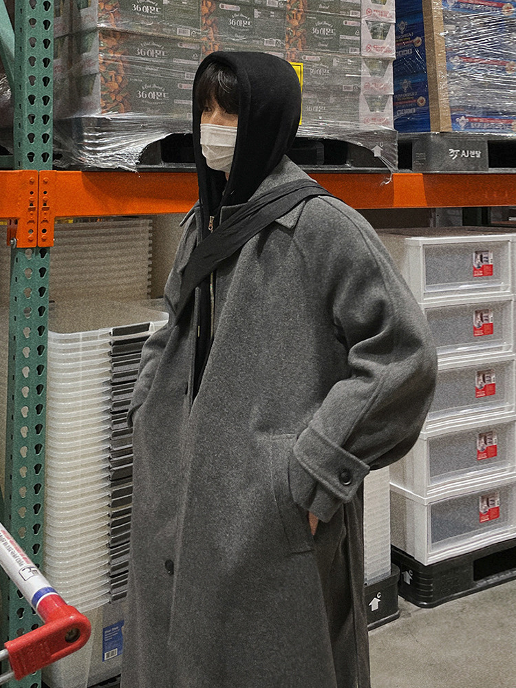 MYQ高級感毛ですね。コート男秋冬は膝を厚くしてコートします。