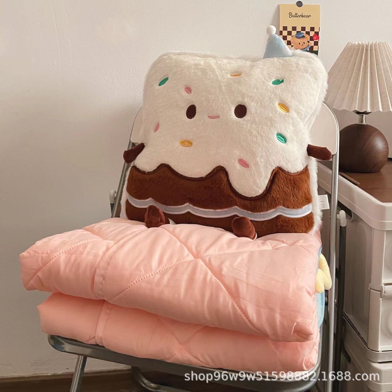 [얇은 핑크 여름 퀼트] 화이트 크림 케이크