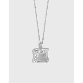 戒指;耳钉;项链