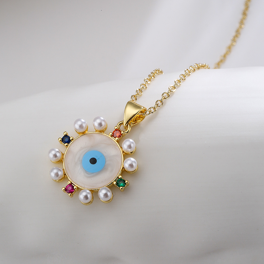 Fashion Round Devilu0027S Eye Heart Shape Copper Inlay Artificial Pearls Zircon Pendant Necklace