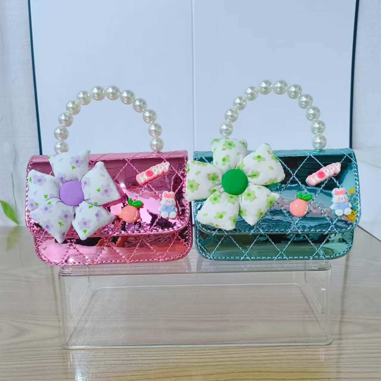 Bolso de perla para niña, bolso de mensajero, monedero para niña, flor de fragancia láser, bolso para niños, cadena, bolso cuadrado pequeño