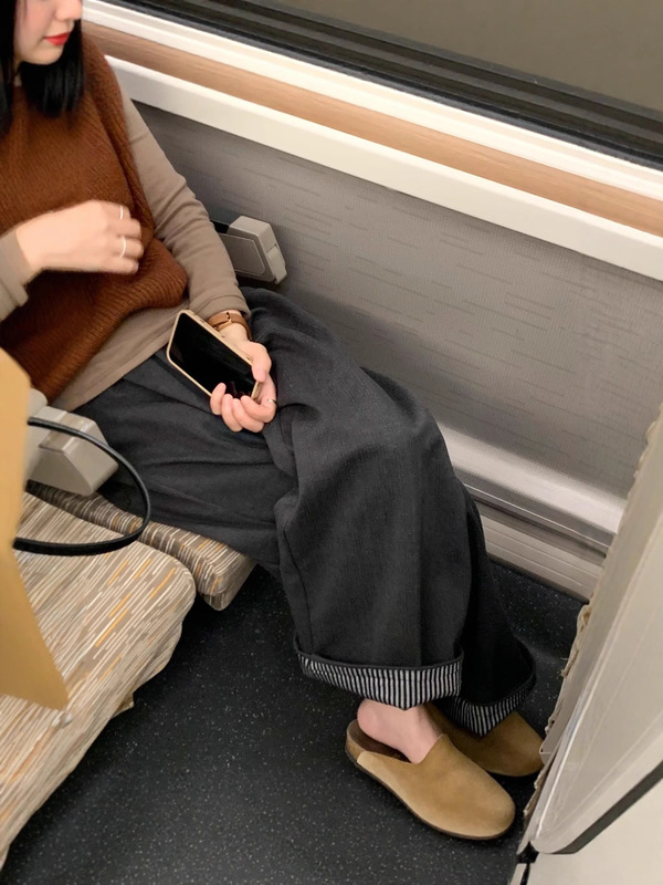 慵懒感灰色阔腿裤女秋冬胖mm宽松显瘦人字纹休闲裤卷边直筒毛呢裤|undefined