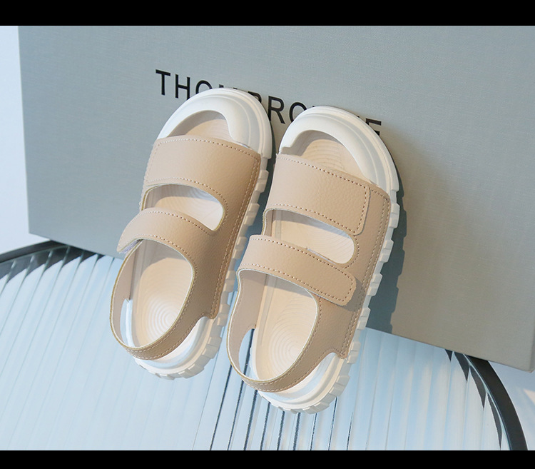 Koreanische Version von Freizeitsandalen mit dicken Sohlen für große Kinder, Jungen und Mädchen, Strandschuhe, Sommerneuheit 2023_voghion.com