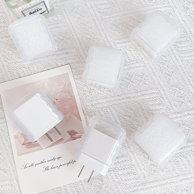 Aplicable a Apple 20W cargador de cubierta 18W onda cargador de cubierta transparente material TPU