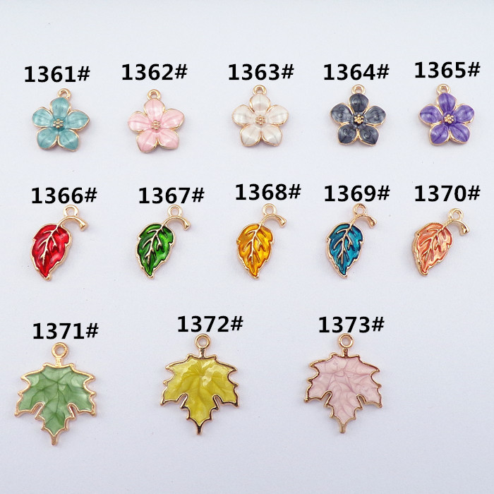 30g Weight 20 PCS/Package 15*17mm Alloy Leaves Flower Pendant