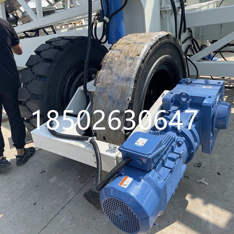 输送机实心轮胎大型矿山输送带轮组驱动转向配套港口机械轮胎