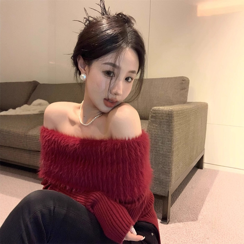 Christmas New Year red mink velvet sweater women's autumn and winter pure hot girl off-shoulder top soft glutinous sweater coat Christmas New Year red mink velvet sweater women's autumn and winter pure hot girl off-shoulder top soft glutinous sweater coat