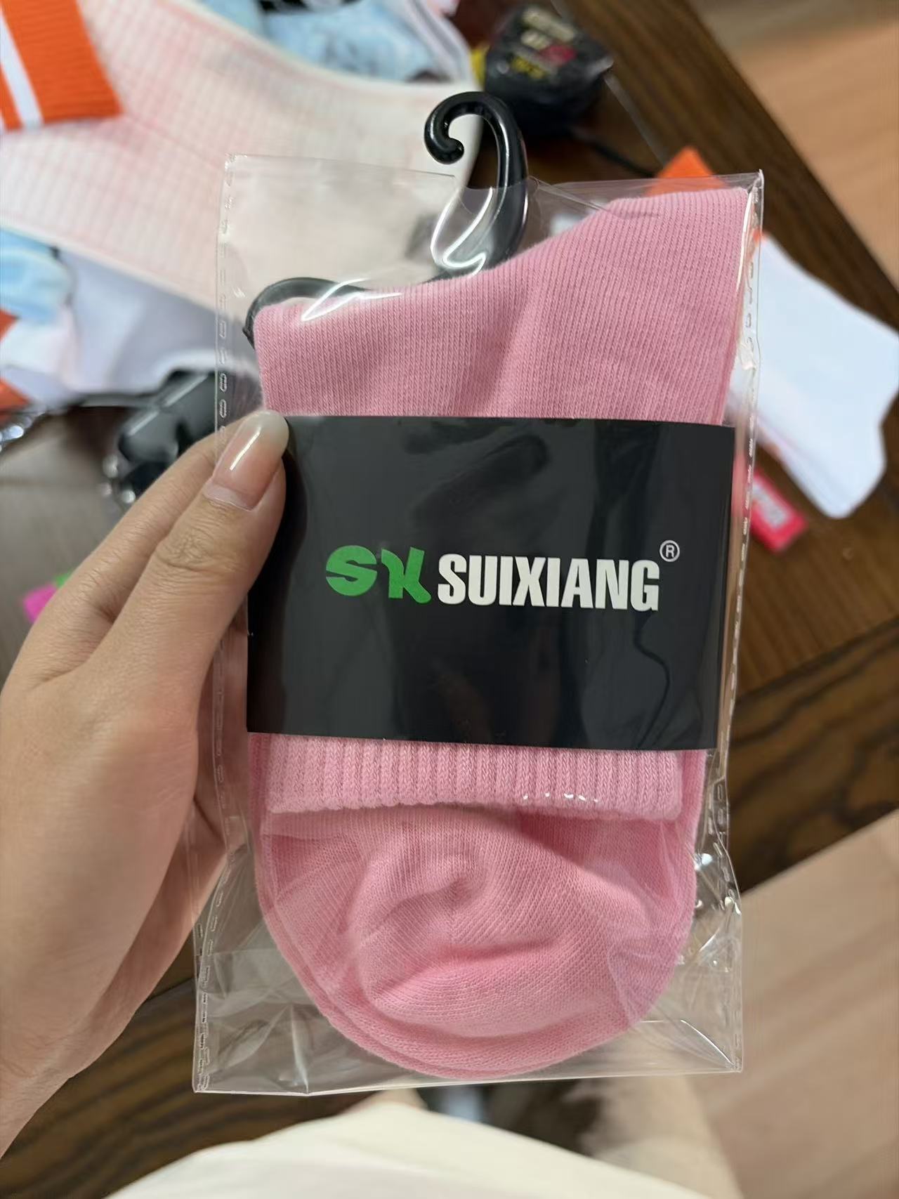 짧은 기장의 핑크색