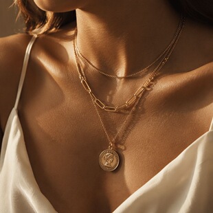 �羳�r��������һӲ���^��A����Ů����ɫС��18k����|���